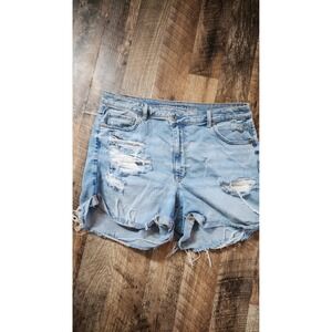 American Eagle Mom Shorts Light Wash Distressed Denim Women Size 14